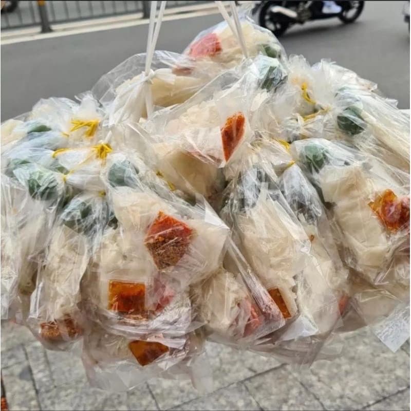 (CÓ SẴN) xâu 10 bịch bánh tráng sate vò