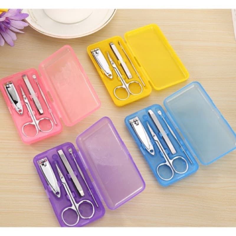 Bộ bấm móng 4 chi tiết hộp chữ nhật