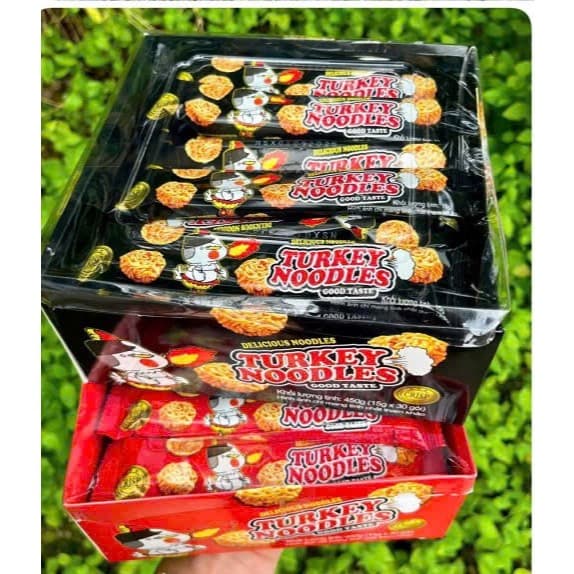 Hot hot, Hộp mì tôm ăn liền, Mì Tôm Ăn Sống Vị Gà Cay Thái Lan 20gr Dạng Viên. Ăn vặt Yochuchin