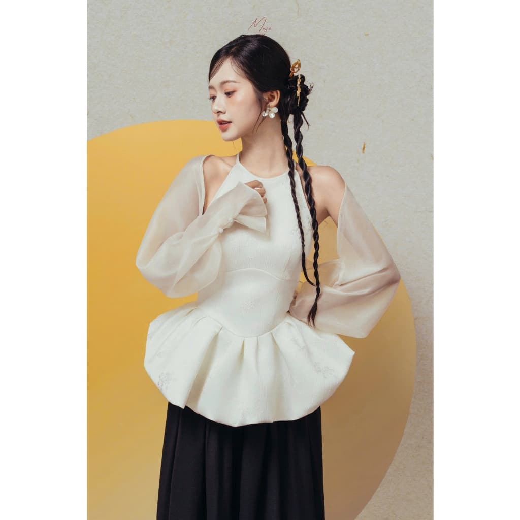 [Muse By Bohee] Áo Kiểu Nữ Thiết Kế Ngư Dao A614 Dáng Peplum Cổ Yếm Phối Tay Organza