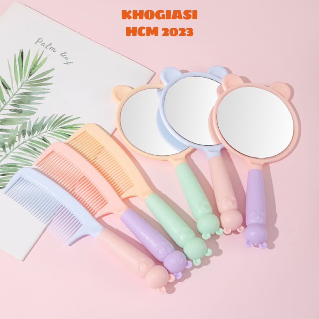 Combo 2 Món Gương Kèm Lược Hoạ Tiết Dễ Thương Màu Sắc Pastel