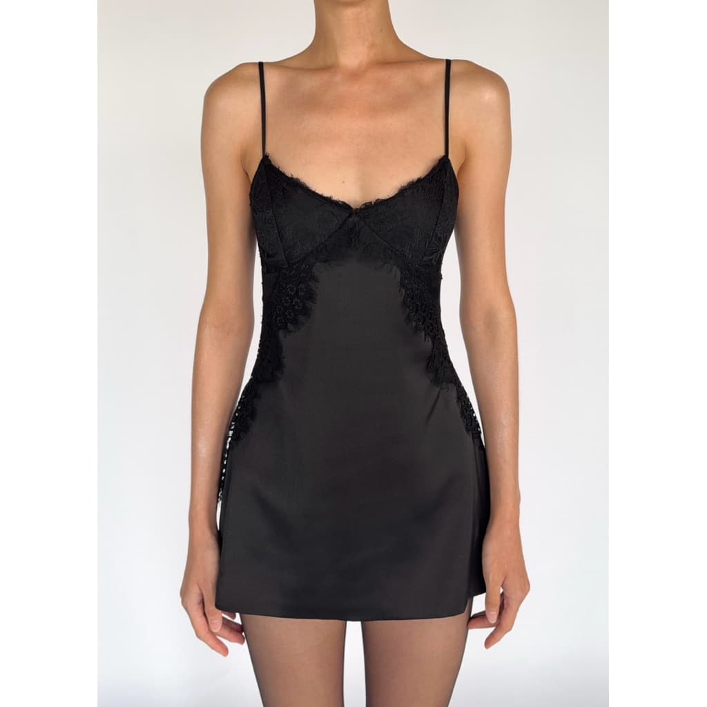ĐẦM LỤA PHỐI REN FORM BODYCON SS26 | AYSERKRIS